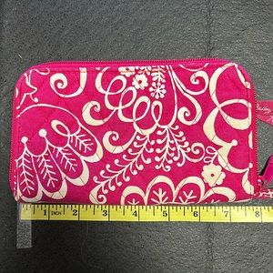 Vera Bradley zip around wallet wristlet clutch, pink/cream